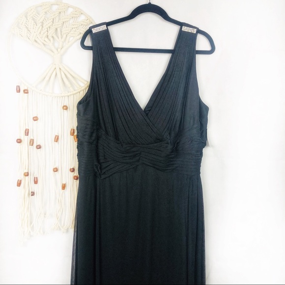 Womans Alex E.V.E.N.I.N.G.S Dresses & Skirts - Alex E.V.E.N.I.N.G.S Long Gown Size 24W NWT